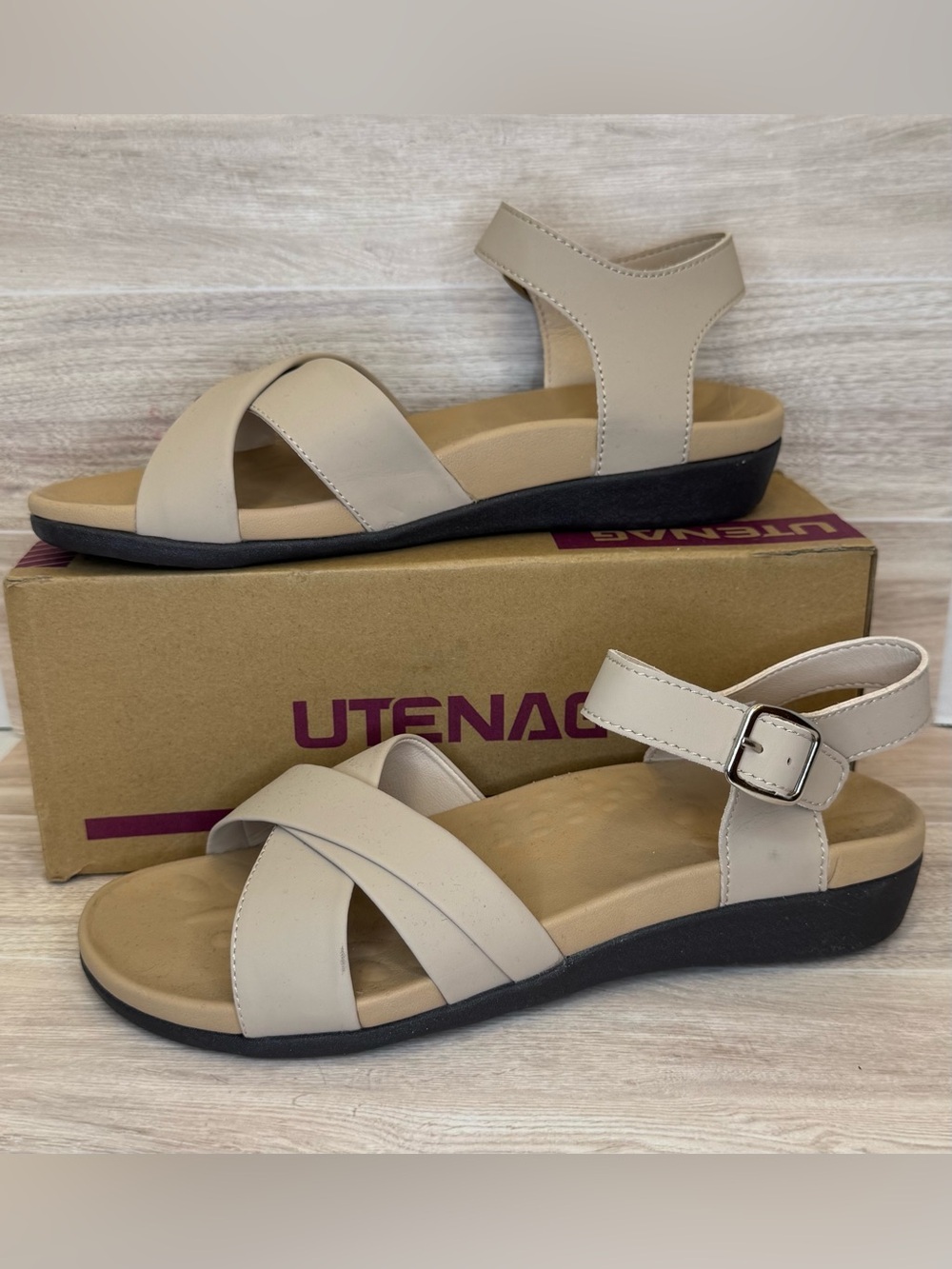 Utenag Beige Walking Sandals with Arch Support